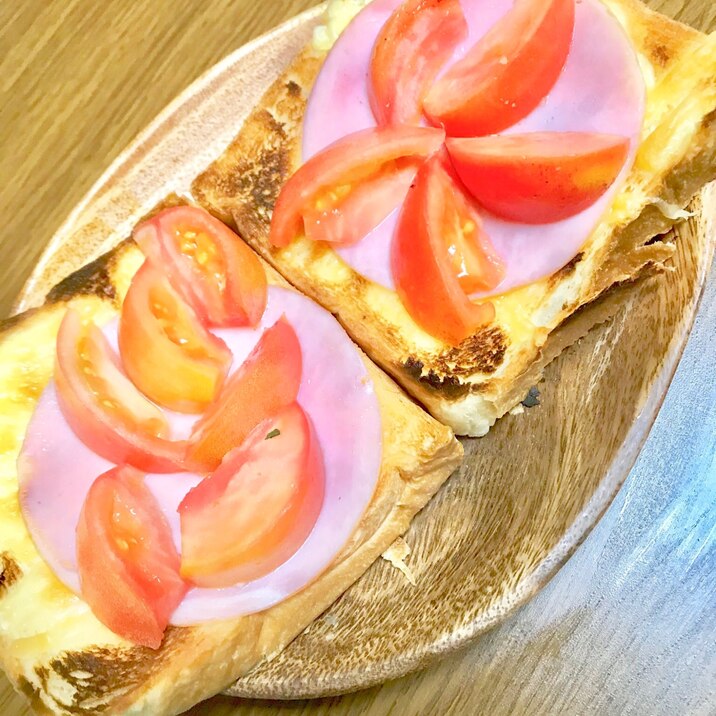 【定番ヘルシーサンド】トマトとハムチーズトースト